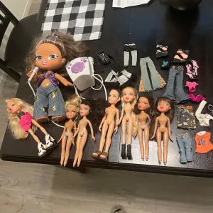 Bratz Bundle - 24 Piece