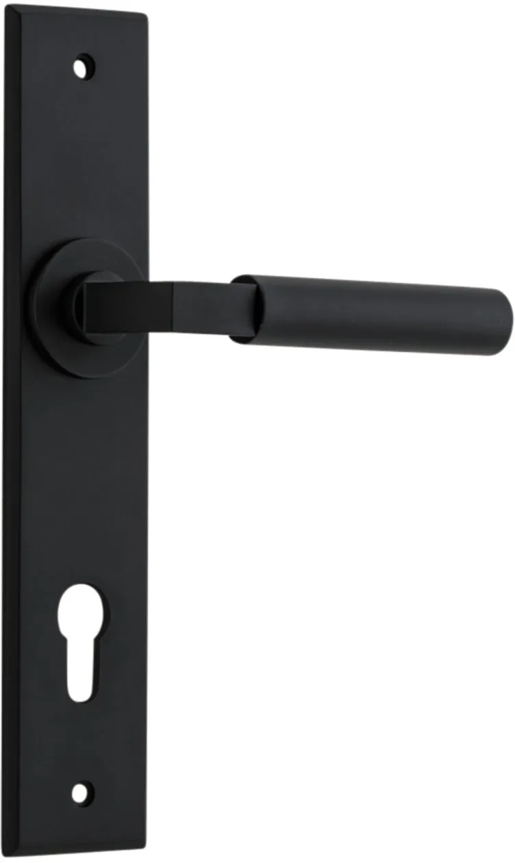 IVER BERLIN DOOR LEVER HANDLE ON CHAMFERED RECTANGULAR BACKPLATE - CUSTOMISE TO YOUR NEEDS