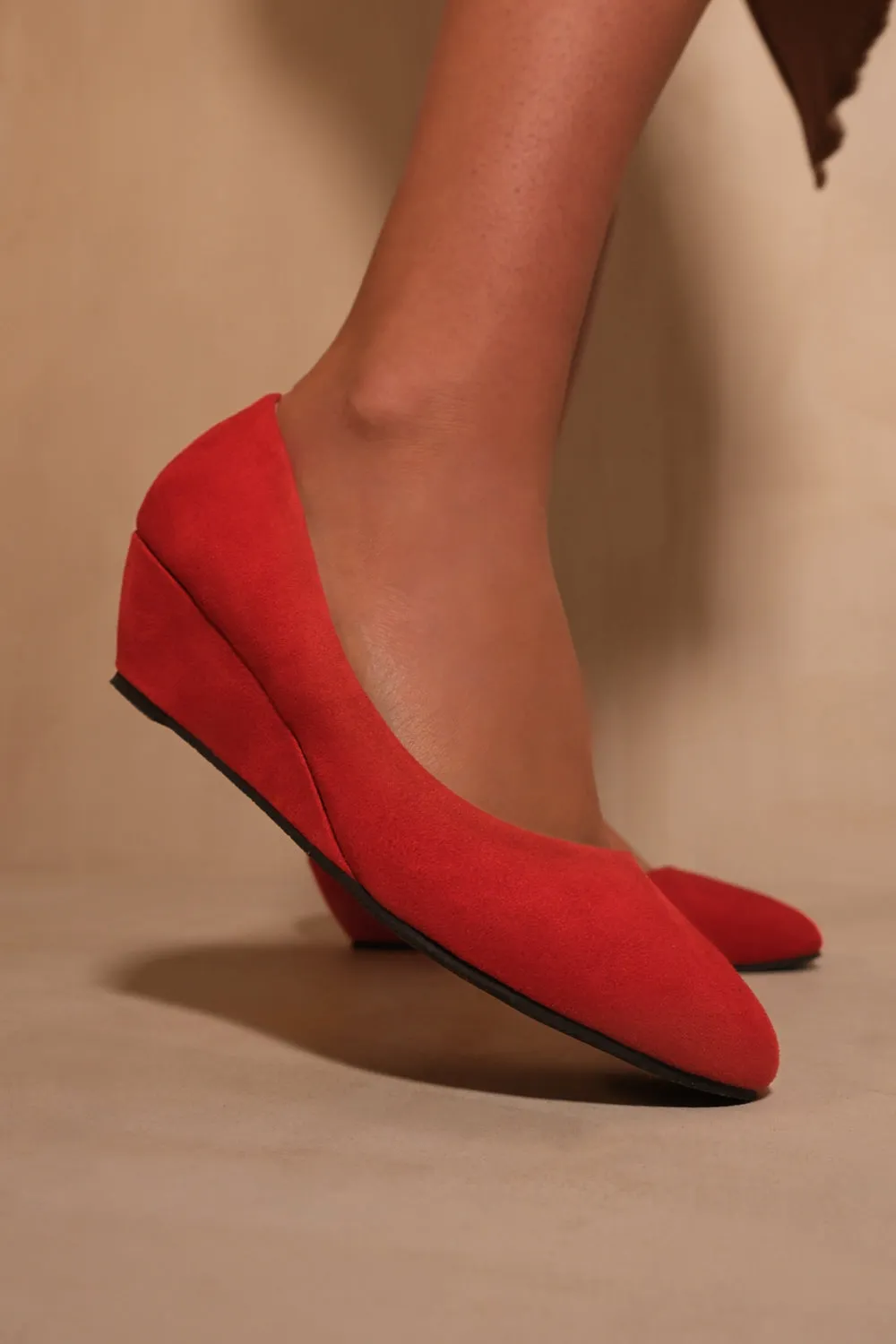 KIERAN PLATFORM LOW WEDGE MID HEEL COURT SHOES IN ROUGE RED SUEDE