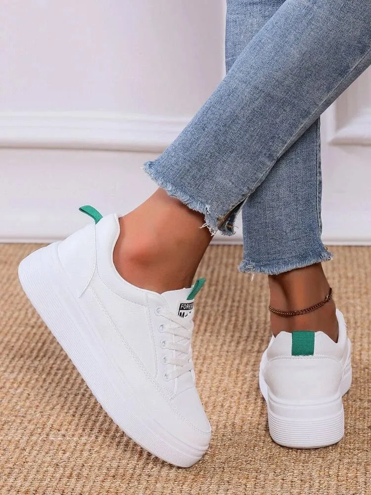 Patch Decor Lace-up Sneakers