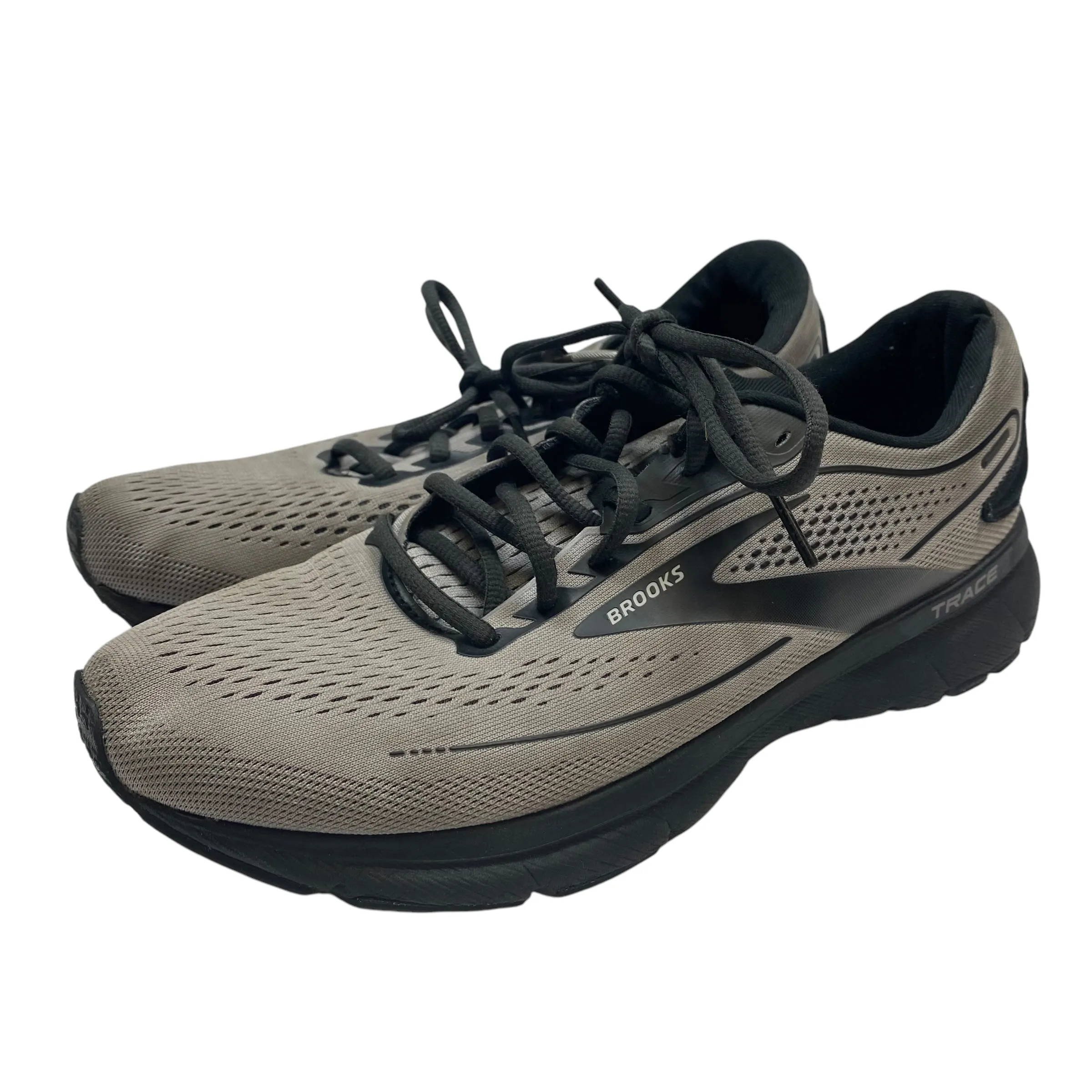 Shoes Athletic By Brooks In Grey, Size: 9