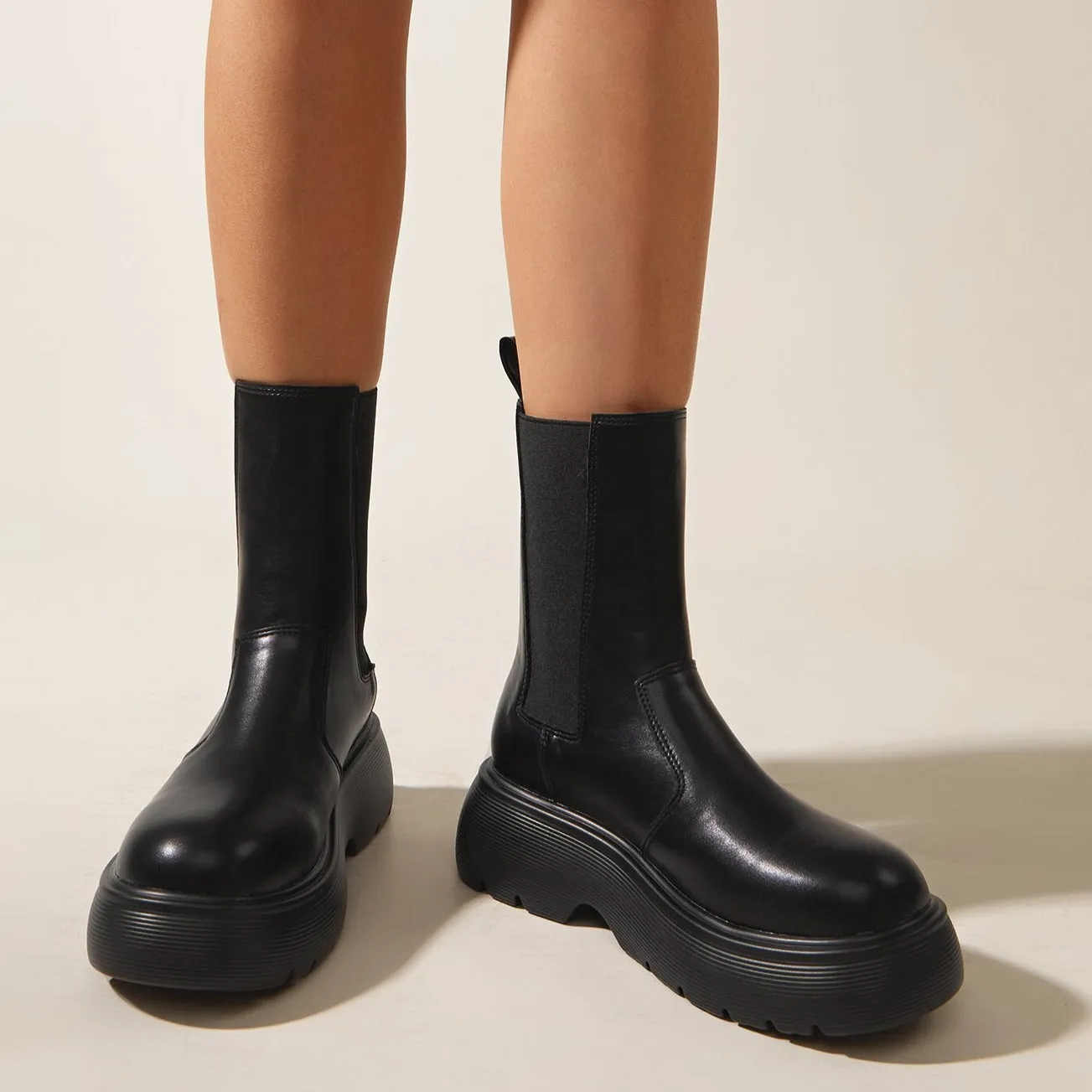 Thick-soled British Style Chelsea Boots