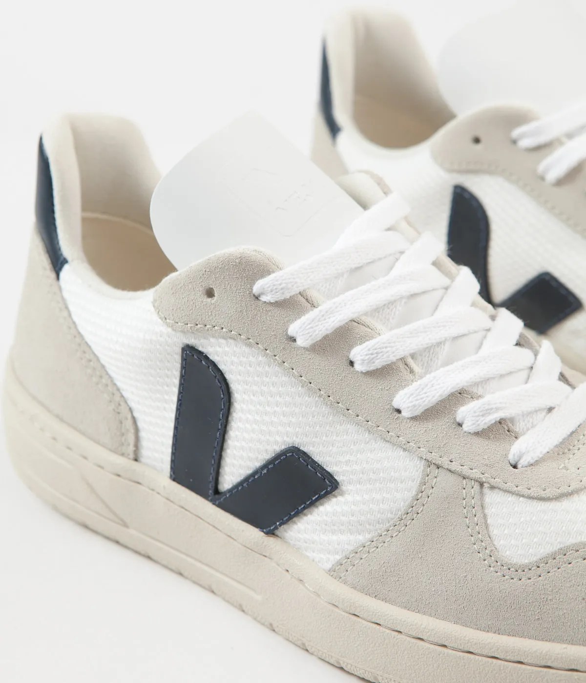 Veja V-10 B-Mesh Shoes - White / Nautico